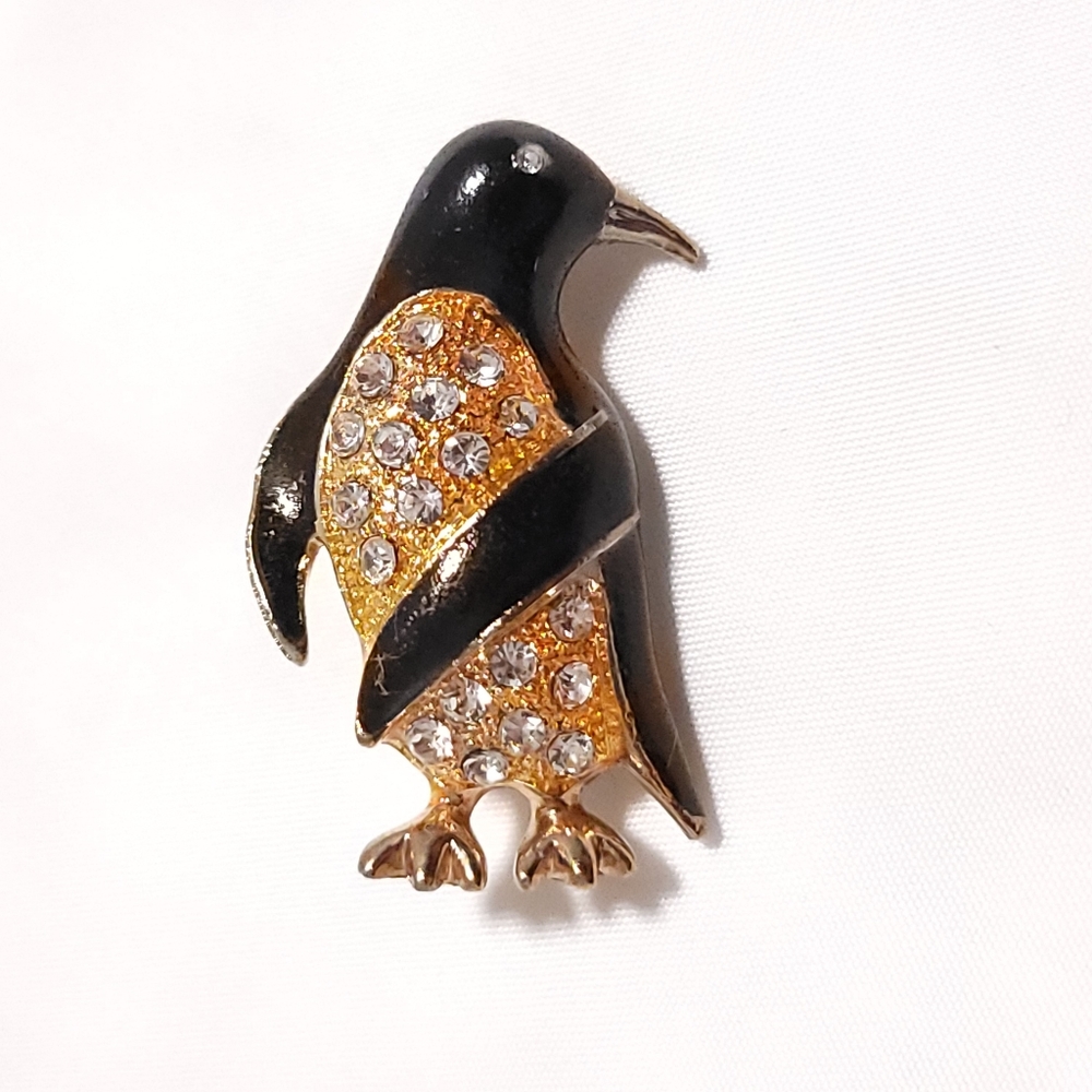 Vintage Penguin Broach Pin Black & Golden With Rhinestones 1980s